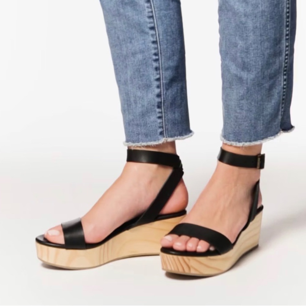 Nisolo Sarita Wooden Wedges EUC